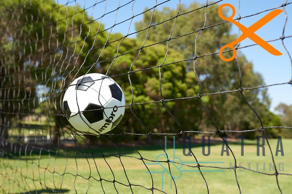 Quatra Sports Netting Black / 5m Economy Cargo / Barrier Netting by-the-metre: 5m wide Black 100mm SQ / 3mm Diameter