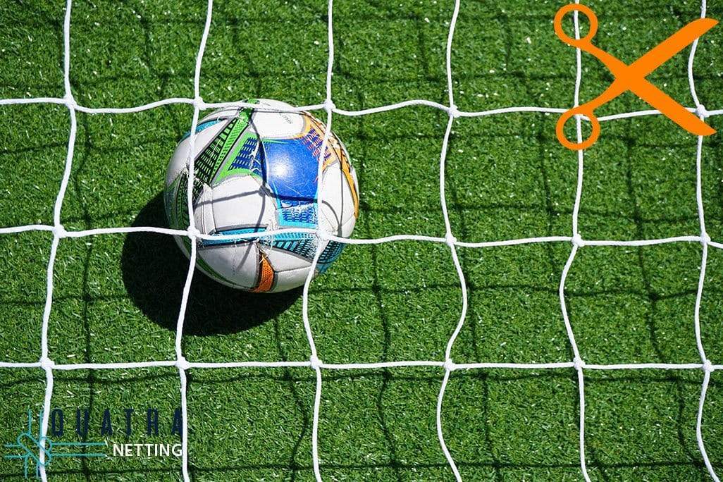 Quatra Sports Netting White / 10m Storage Safety Net by-the-metre: 10m Wide 100mm SQ / 3mm Diameter